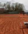 Arbeitseinsatz Tennis: Aufsanden
